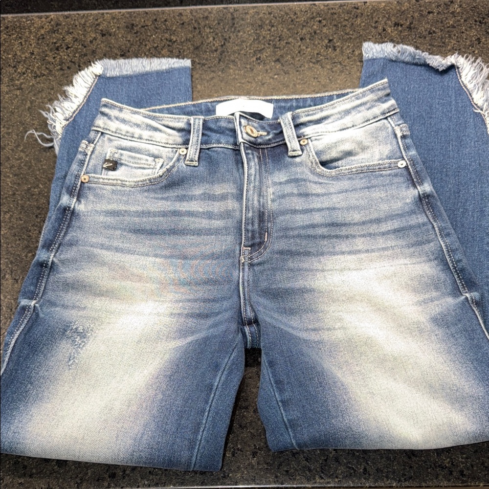 KanCan Light Blue Distressed Ankle Crop Jeans